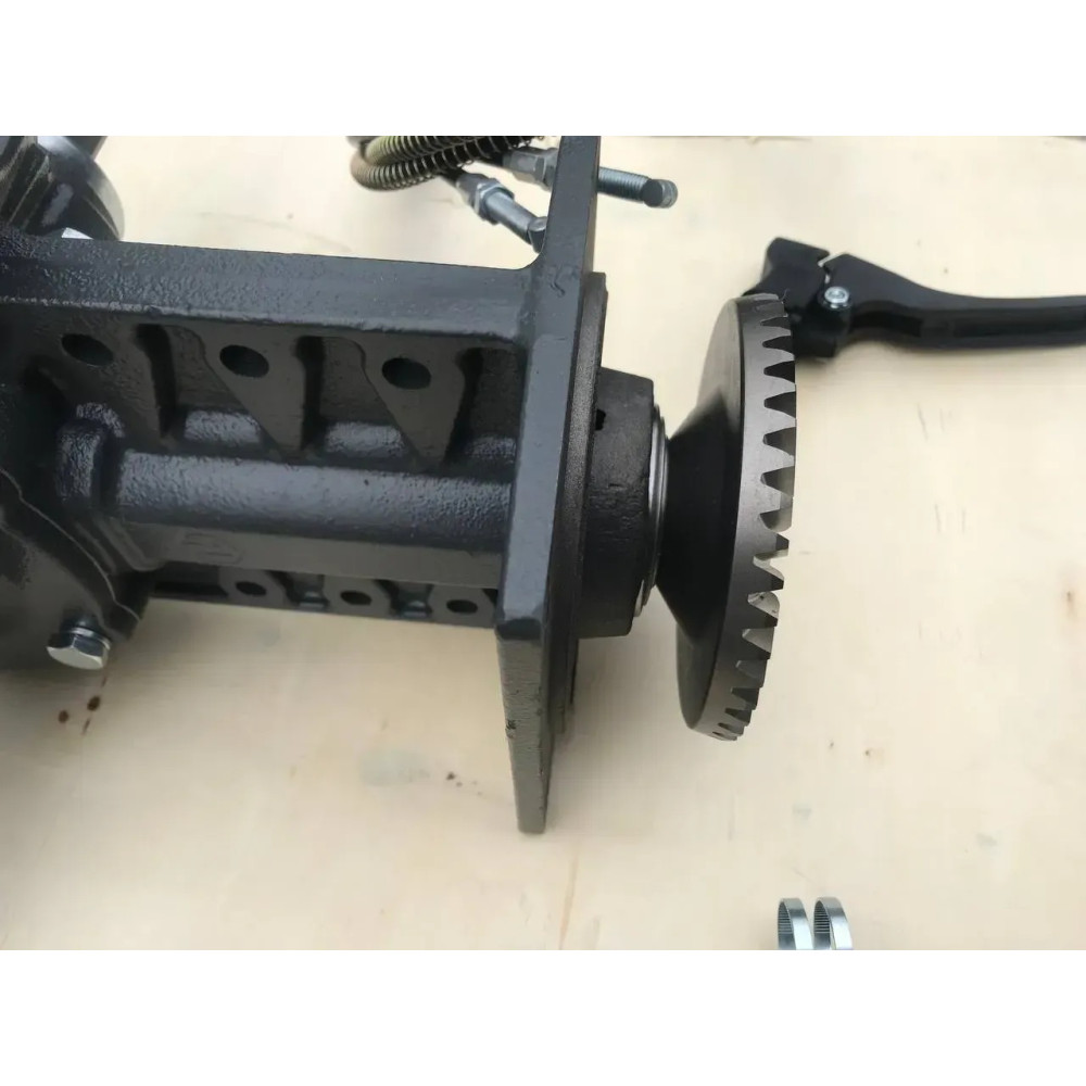 Редуктор с дифференциалами для мотоблока (нога с разблокираторами)