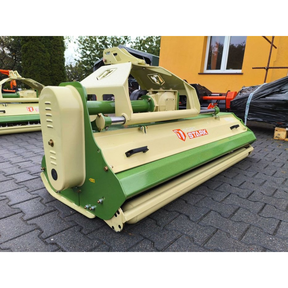 Мульчирователь садовый навесной 1.75 м гидросмещение, откр. крышка Stark KMH 175 + Profi